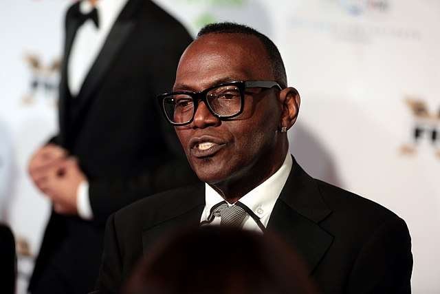 Randy Jackson is gay or it's just a rumor? What's Randy Jackson's sexual orientation? 