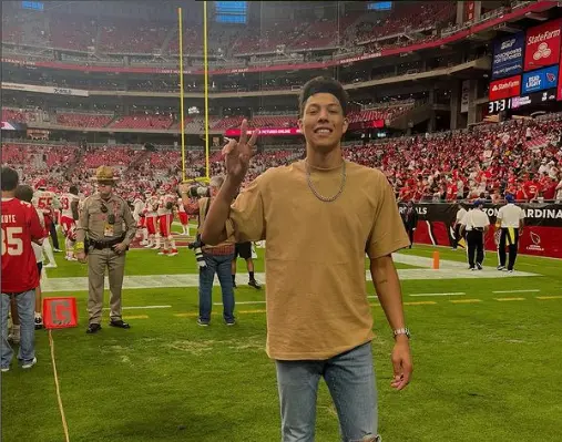 Everything about Jackson Mahomes' sexuality. Is he gay or straight?