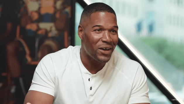 A close look at Michael Strahan's sexuality. Let's see whether he's gay or straight. 