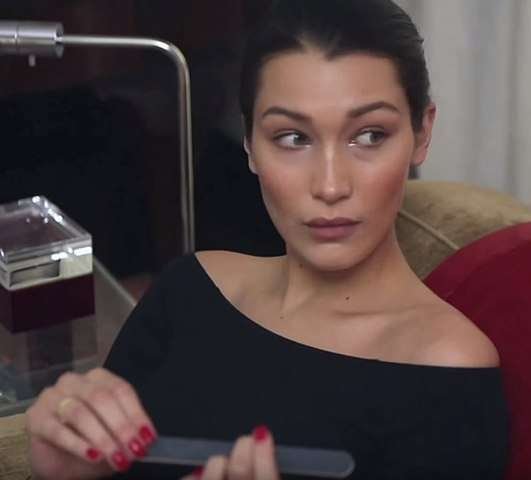 A close look at Bella Hadid's sexuality. Let's see whether she's gay, bi, or straight.