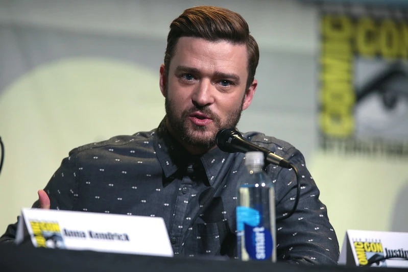 What's Justin Timberlake's sexual orientation? Is he gay or straight? 